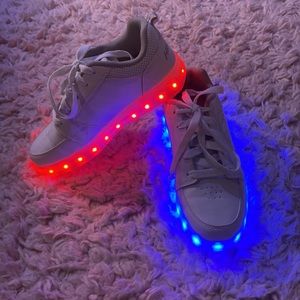 Heelys Light Up White Sneakers, Sneakers with LED Lights and Removable Wheels